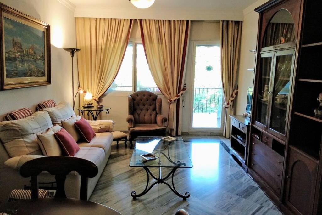 Cozy In Golden Mile Apartamento *